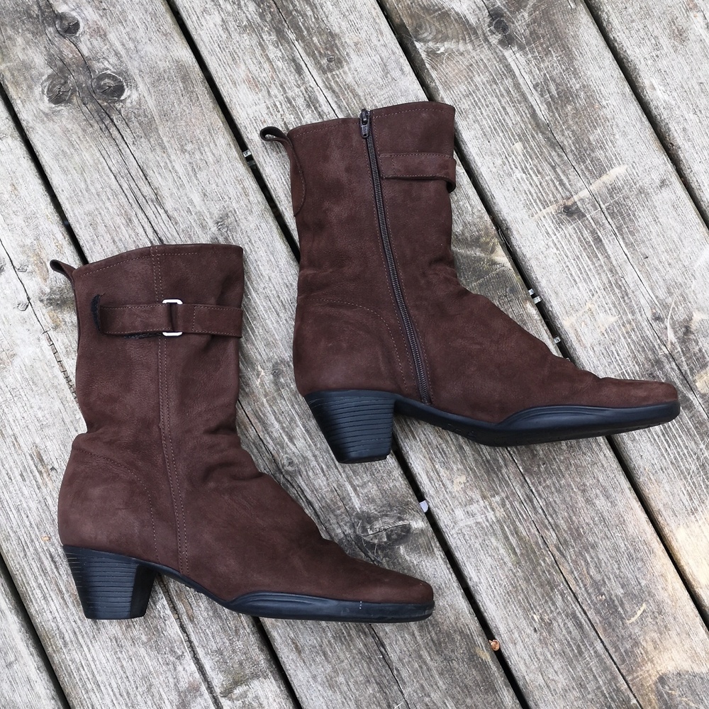 Arche suede boots